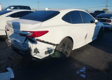 2025 Toyota Camry Se из США, поврежденный, VIN 4T1DAACK7SU031870